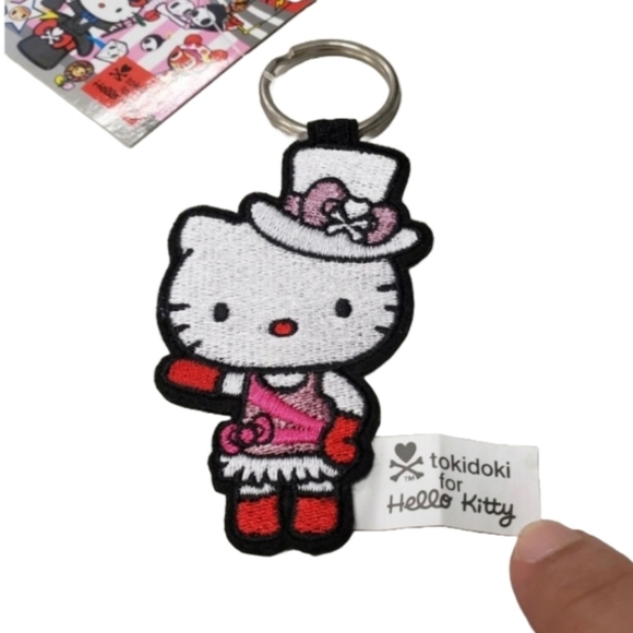 Tokidoki Hello Kitty Circus Keychain - Picture 1 of 4